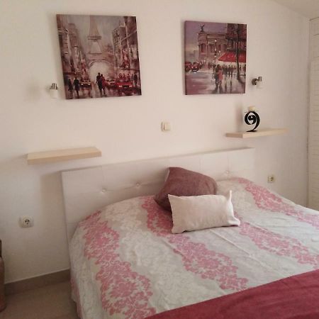 Apartments Slavica Jovanovic Свети Стефан Екстериор снимка