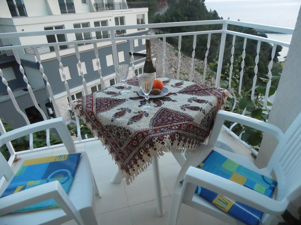 Apartments Slavica Jovanovic Свети Стефан Стая снимка