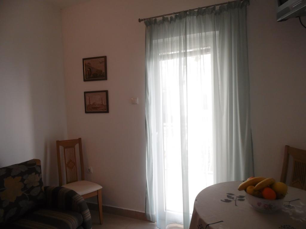 Apartments Slavica Jovanovic Свети Стефан Стая снимка