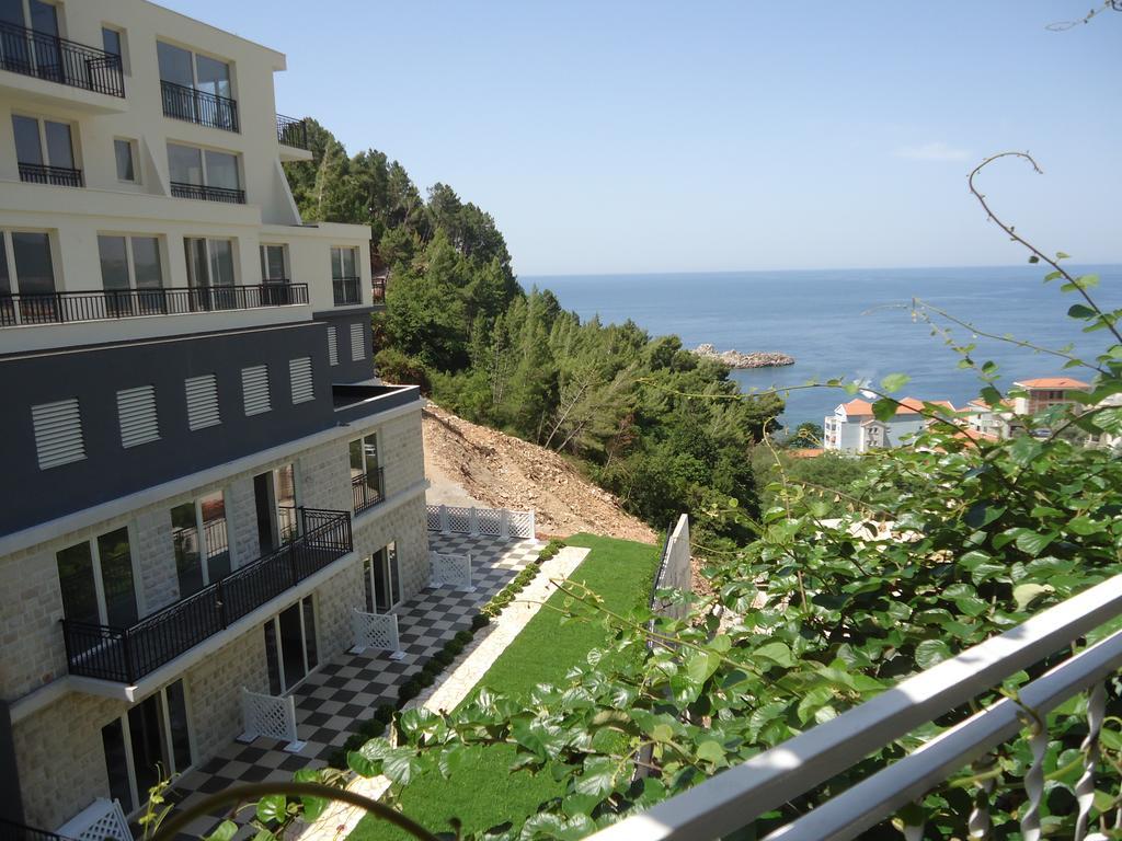 Apartments Slavica Jovanovic Свети Стефан Екстериор снимка