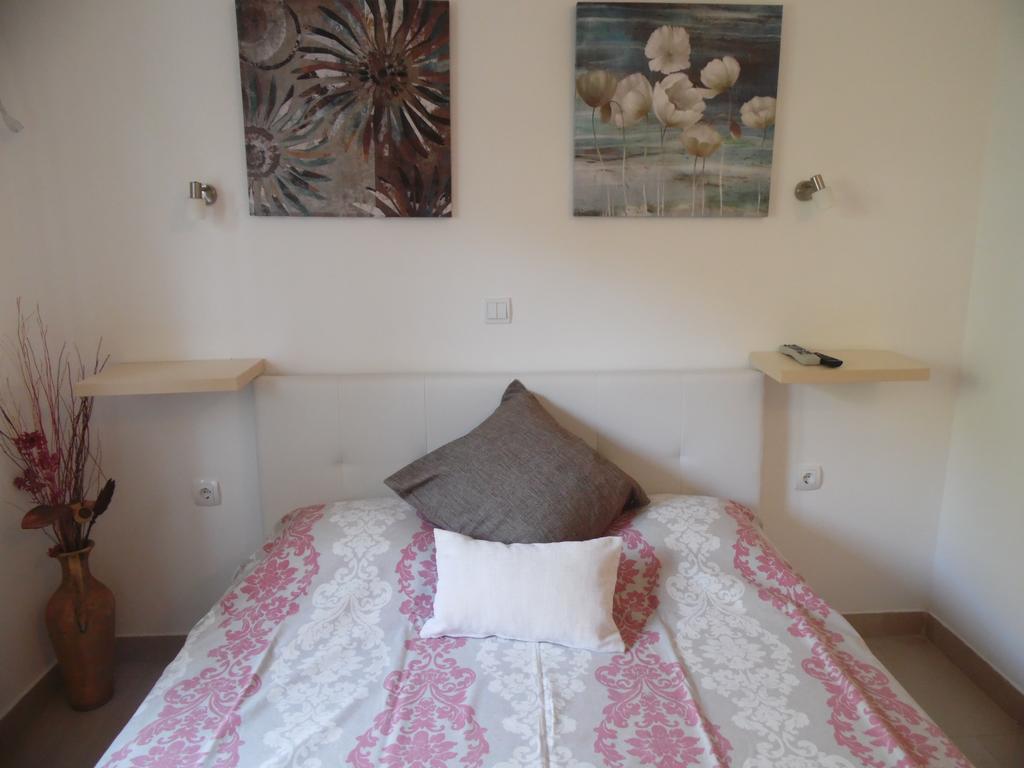 Apartments Slavica Jovanovic Свети Стефан Екстериор снимка